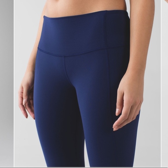 Lululemon Crops - Picture 2 of 12